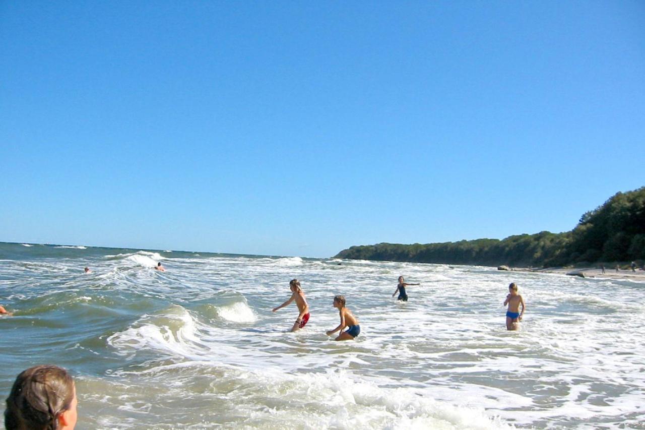 Strandnah Mit Terrasse, Gratis Nutzung Vom Ahoi Erlebnisbad Und Sauna In Sellin - Strandhaus Moenchgut Fewo06 Lobbe Eksteriør bilde